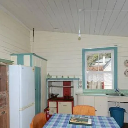 India House & Ica Whare In Whareama, Nr Riversdale Beach Room photo