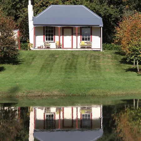 India House & Ica Whare In Whareama, Nr Riversdale Beach Room photo