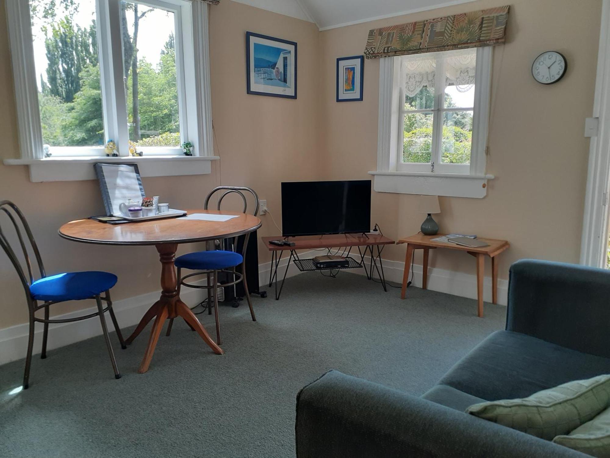 India House & Ica Whare In Whareama, Nr Riversdale Holiday home *